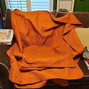 SUNSTYLE HOME ORANGE QUILTED BEDDING SET-TWIN